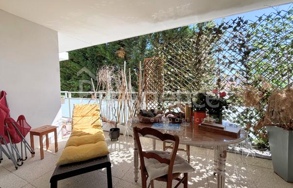 ROYAN Appartement T3 avec terrasse et parking Centre-vil