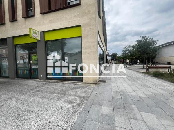 Location Local commercial 1 pièce 67 m² - RUE HERMAN LEMOINE Pessac 33600