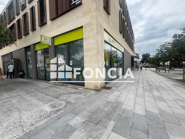 Location Local commercial 1 pièce 67 m² - RUE HERMAN LEMOINE Pessac 33600
