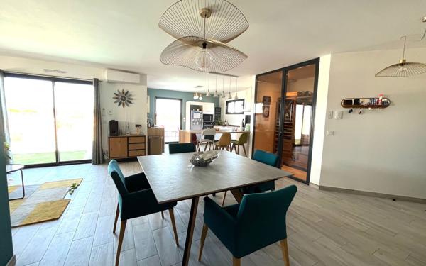 Maison à vendre    5 pièces • 135 m2 Mèze