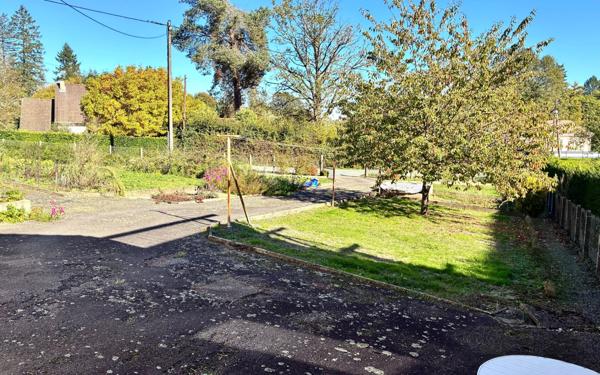 Maison à vendre    7 pièces • 129 m2 Saint-Priest-Taurion