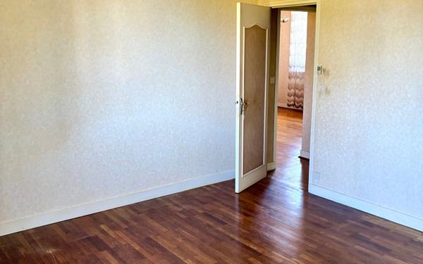 Maison à vendre    7 pièces • 129 m2 Saint-Priest-Taurion