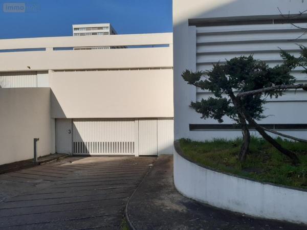 Garage - Parking à vendre à Angers dans le Maine-et-Loire (49100), ref : 49009-1317