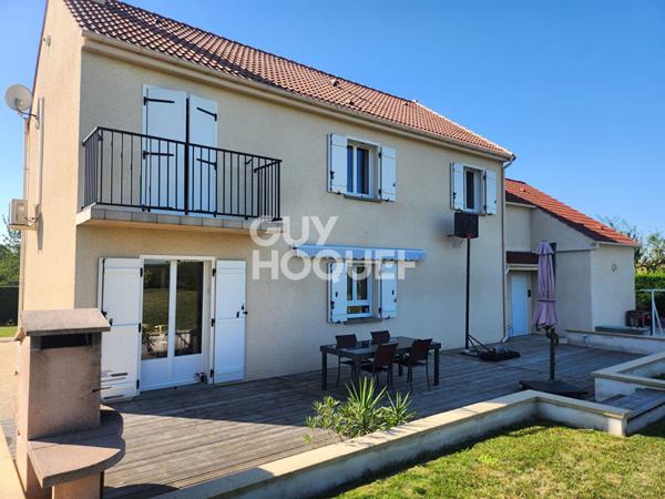 Maison spacieuse à vendre à La Chapelle Saint Sulpice - Exclusivité Guy Hoquet PROVINS !