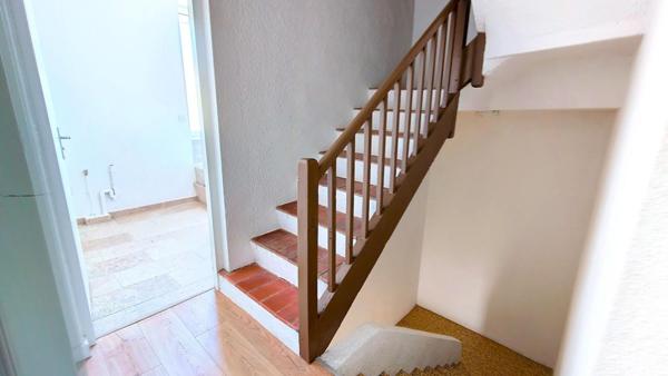 Mas de caractère rénové- Piscine- Surface totale 212 M² - Garage - à 7 mn du centre de THUIR (66 300 Occitanie )