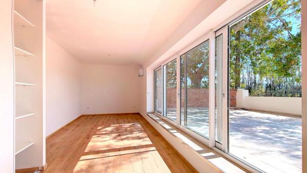 Mas de caractère rénové- Piscine- Surface totale 212 M² - Garage - à 7 mn du centre de THUIR (66 300 Occitanie )