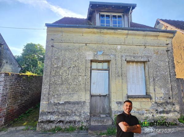 Maison
         2 pièces
        - 40 m² 15 000 € *