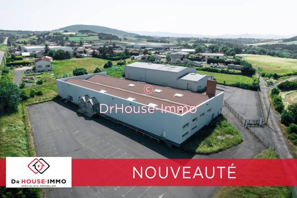 Commerce à louer 7 pièces de 2 266 m²