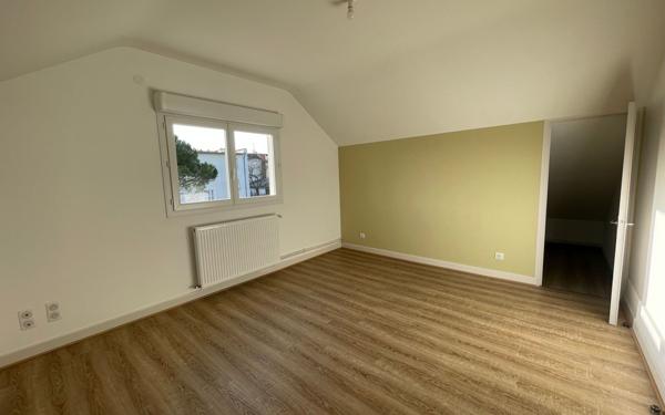 Maison à louer    6 pièces • 172 m2 Couzeix