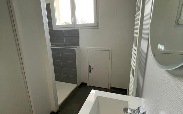 Maison à louer    6 pièces • 172 m2 Couzeix