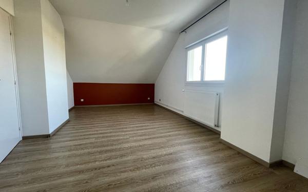 Maison à louer    6 pièces • 172 m2 Couzeix