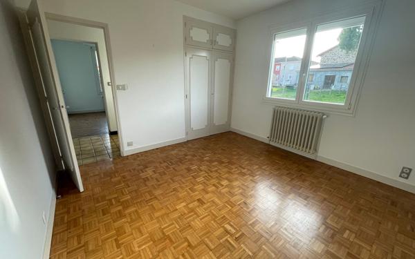 Maison à louer    6 pièces • 172 m2 Couzeix