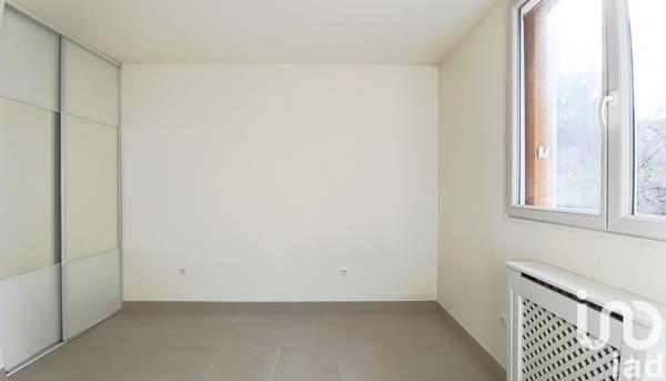 Appartement 4 pièces de 76 m² à Noisy-le-Sec (93130)