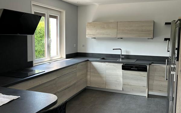 Maison à vendre    7 pièces •  Anould