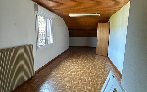 Maison à vendre    7 pièces •  Anould