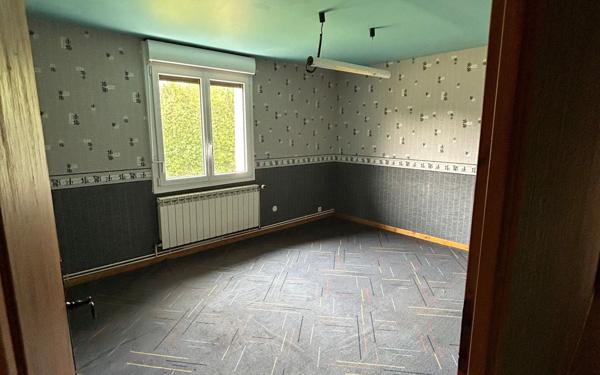 Maison à vendre    7 pièces •  Anould