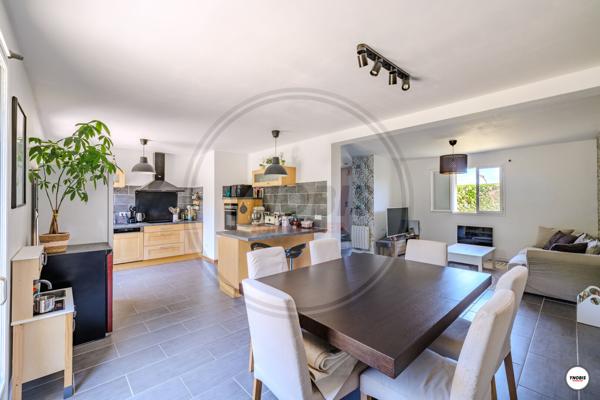Maison Ecquevilly 5 pièces 3 chambres., Ecquevilly 78920