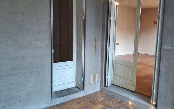 Maison à vendre    5 pièces •  Aussillon