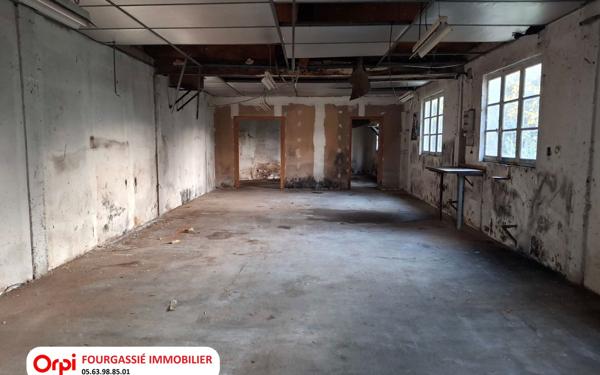 Maison à vendre    5 pièces •  Aussillon