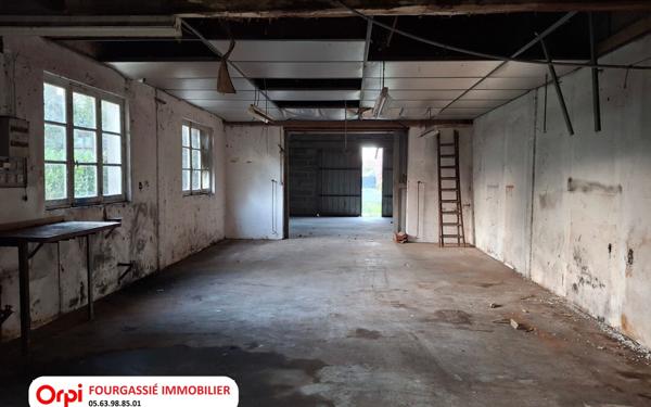 Maison à vendre    5 pièces •  Aussillon