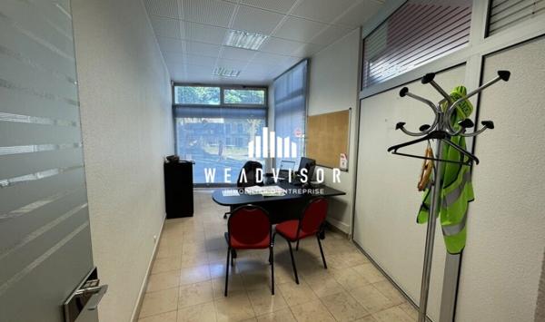 A VENDRE : BUREAUX D'ENVIRON 584,90 M² À VENDRE AVEC 15 STATIONNEMENTS - HYPER CENTRE VILLE LE MANS