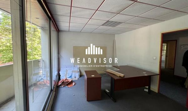 A VENDRE : BUREAUX D'ENVIRON 584,90 M² À VENDRE AVEC 15 STATIONNEMENTS - HYPER CENTRE VILLE LE MANS