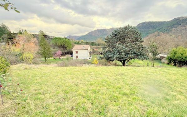 Terrain à vendre    Coux