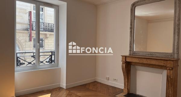 Location Appartement 2 pièces 44.18 m² - Paris 75009