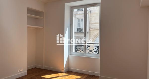 Location Appartement 2 pièces 44.18 m² - Paris 75009