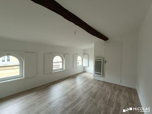 T2 Duplex St Michel à louer