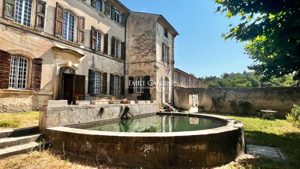 A vendre - Domaine viticole et agricole d'exception à rénover - Sud Luberon