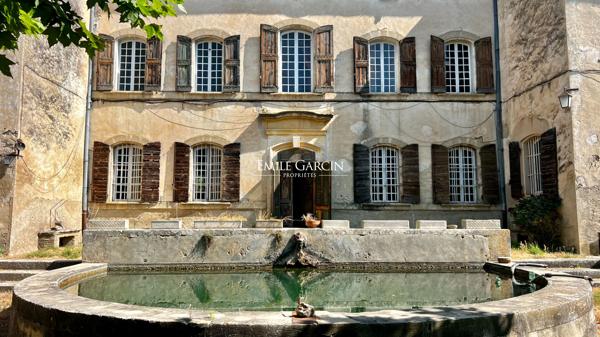 A vendre - Domaine viticole et agricole d'exception à rénover - Sud Luberon