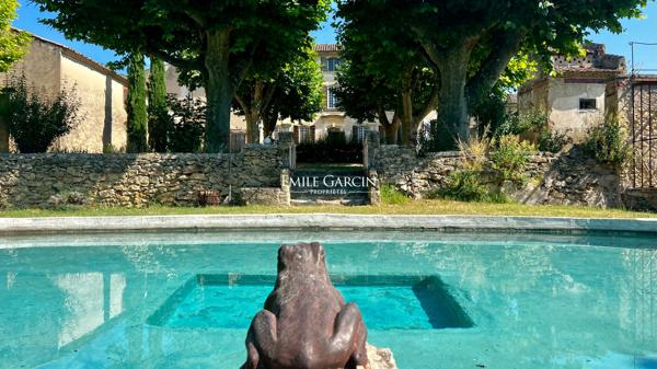 A vendre - Domaine viticole et agricole d'exception à rénover - Sud Luberon