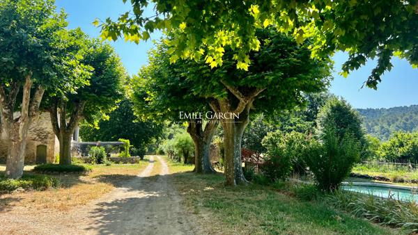 A vendre - Domaine viticole et agricole d'exception à rénover - Sud Luberon
