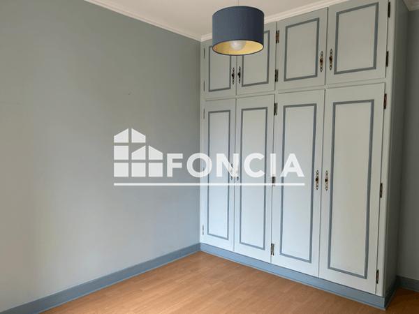 Location Appartement 3 pièces 67.05 m² - 30 AVENUE DE BOURGES Gien 45500