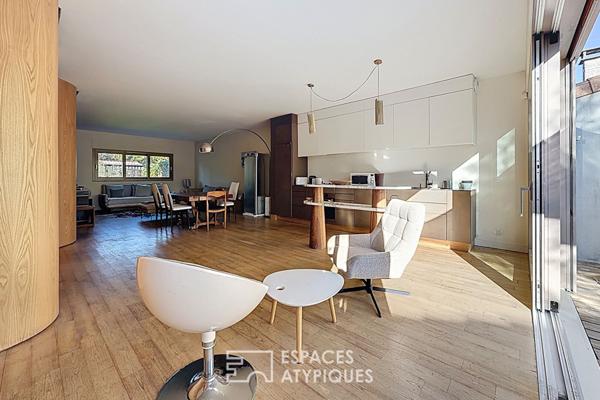 Maison d’architecte bioclimatique avec jardin, piscine et stationnement au coeur du Bouscat