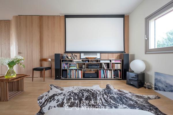 Maison d’architecte bioclimatique avec jardin, piscine et stationnement au coeur du Bouscat