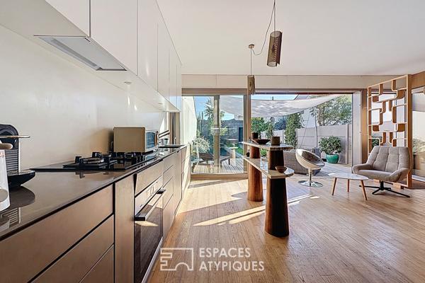 Maison d’architecte bioclimatique avec jardin, piscine et stationnement au coeur du Bouscat