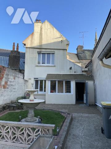 A VENDRE MAISON EN VIAGER - 22740 LEZARDRIEUX