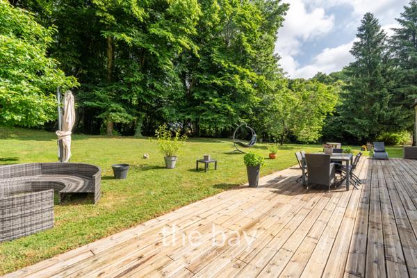 Chissay-en-Touraine (41400) PRÈS D'AMBOISE – CHÂTEAU HISTORIQUE DU VAL DE LOIRE – 24 HECTARES – PISCINE – DÉPENDANCES – 4 600 000 € FAI