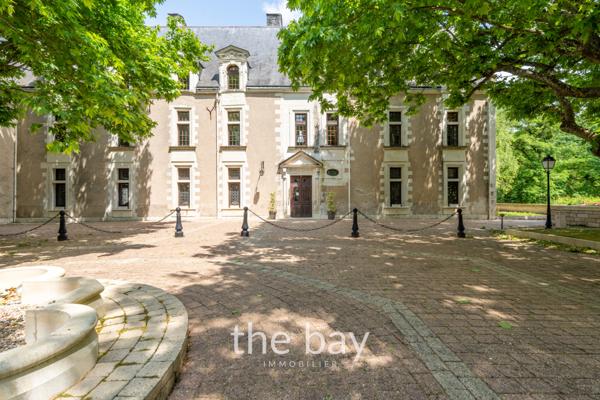 Chissay-en-Touraine (41400) PRÈS D'AMBOISE – CHÂTEAU HISTORIQUE DU VAL DE LOIRE – 24 HECTARES – PISCINE – DÉPENDANCES – 4 600 000 € FAI