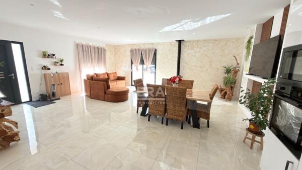 Maison Bonchamp Les Laval 6 pièce(s) 106 m2