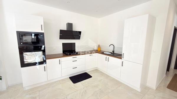 Maison Bonchamp Les Laval 6 pièce(s) 106 m2