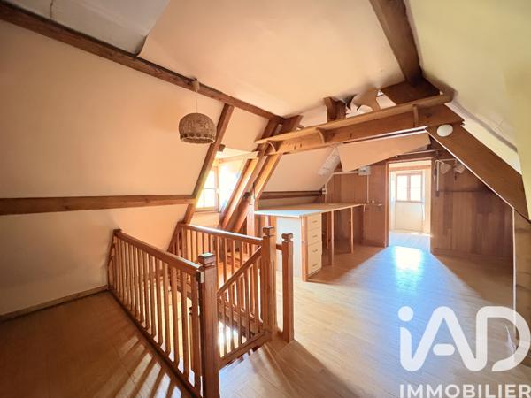 Maison à vendre 10 pièces 241 m² Tauriac