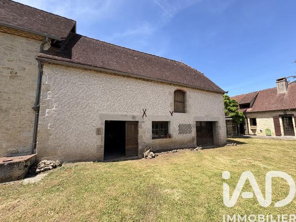 Maison à vendre 10 pièces 241 m² Tauriac
