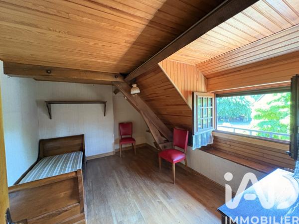 Maison à vendre 10 pièces 241 m² Tauriac