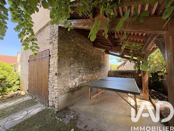 Maison à vendre 10 pièces 241 m² Tauriac