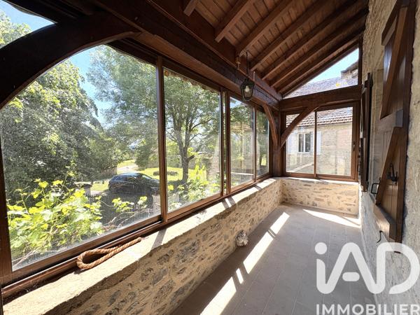 Maison à vendre 10 pièces 241 m² Tauriac