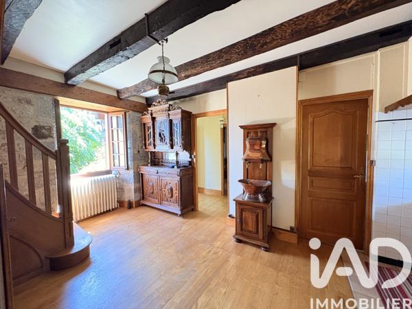 Maison à vendre 10 pièces 241 m² Tauriac