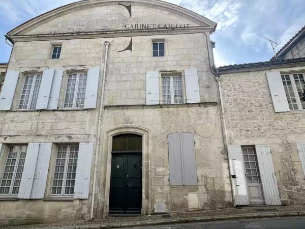 Bel Ensemble Immobilier du XVIIIème - Pons centre-ville (réf.60992)